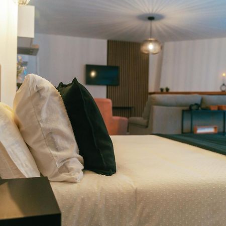 Salati Apartment เอลกัสตอร์ ภายนอก รูปภาพ
