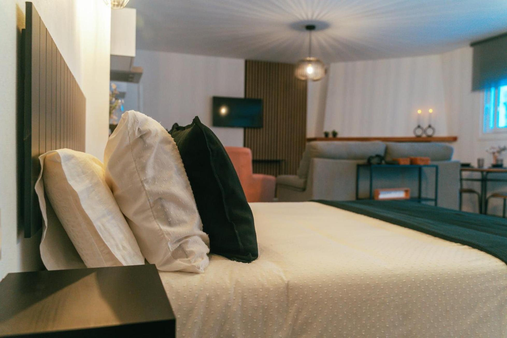 Salati Apartment เอลกัสตอร์ ภายนอก รูปภาพ