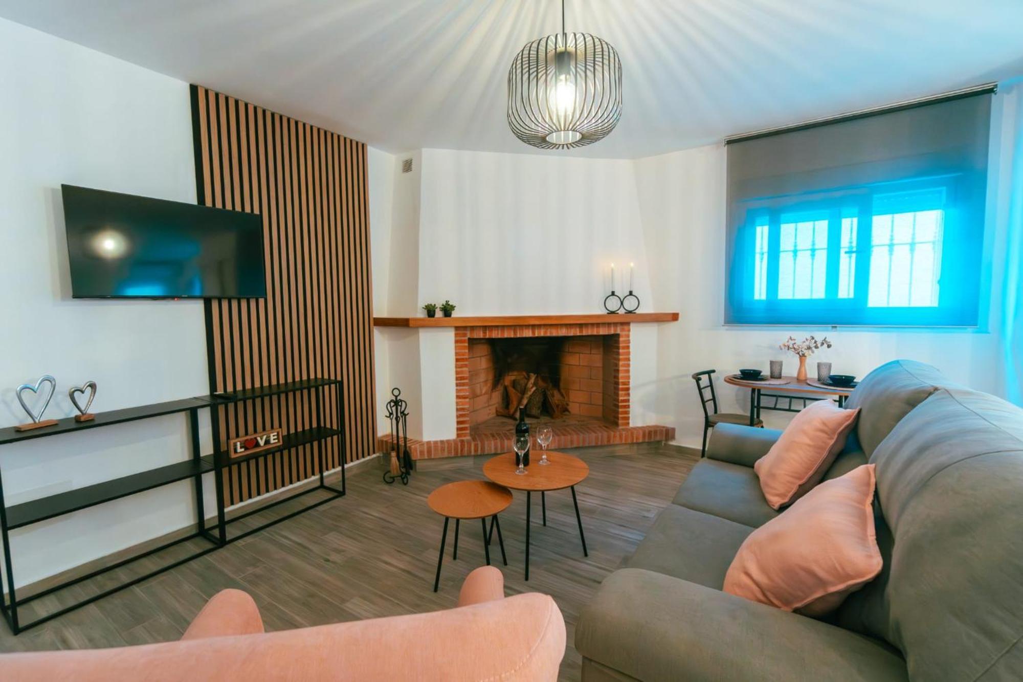 Salati Apartment เอลกัสตอร์ ภายนอก รูปภาพ