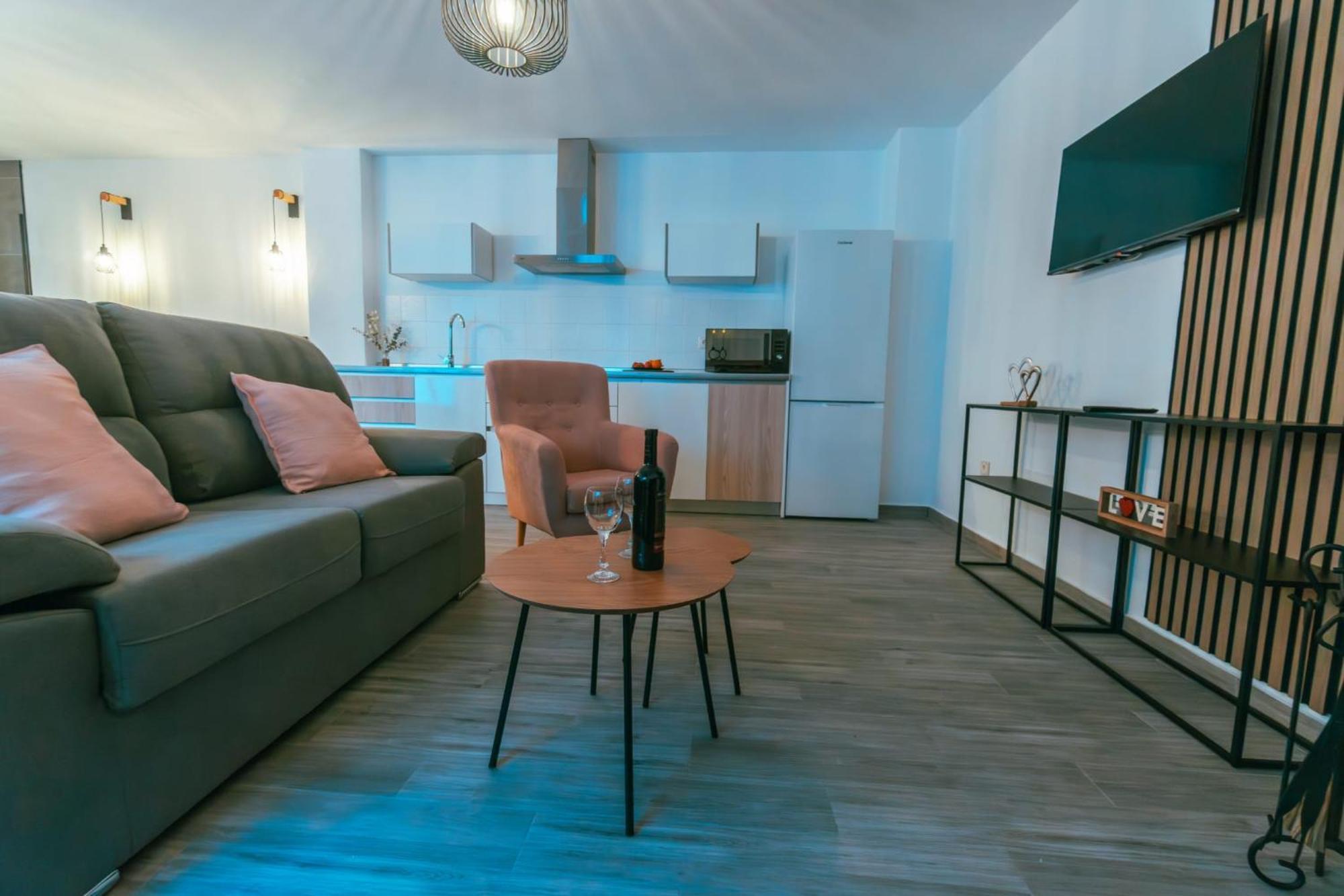 Salati Apartment เอลกัสตอร์ ภายนอก รูปภาพ